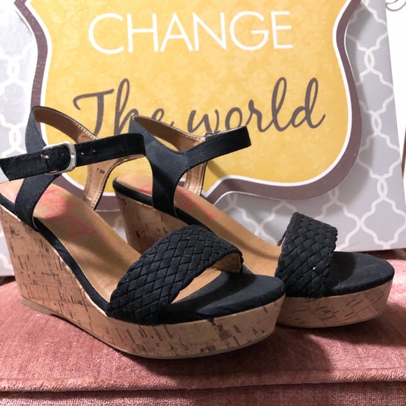 jellypop black wedges
